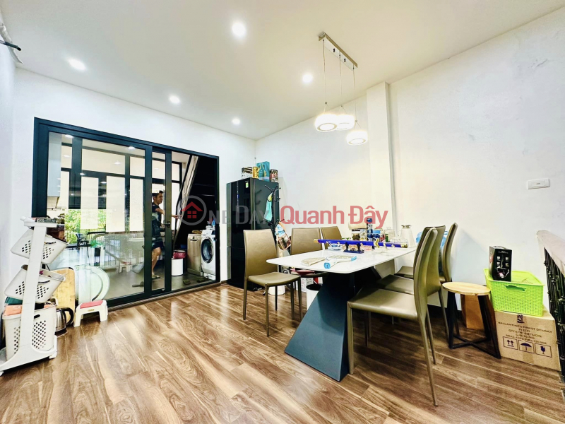Property Search Vietnam | OneDay | Nhà ở, Niêm yết bán | BÁN NHÀ NGÕ LINH QUANG ĐỐNG ĐA HN. NHÀ ĐẸP 5M Ô TÔ TRÁNH . GIÁ NHỈNH 100TR/M2