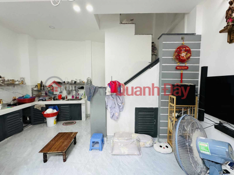 Opposite LOTTE Mart Go Vap - 3-storey alley, 3 bedrooms, 3-storey reinforced concrete _0