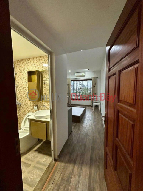 House for sale in Kham Thien - Dong Da, 23m2*5 floors, corner lot - near the street - ONLY 5.9 BILLION _0