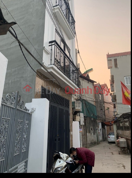 Urgent sale of corner lot, 3 open sides, 20m to the street, beautiful for residential or BUSINESS CASH FLOW, rare houses for sale. Sales Listings