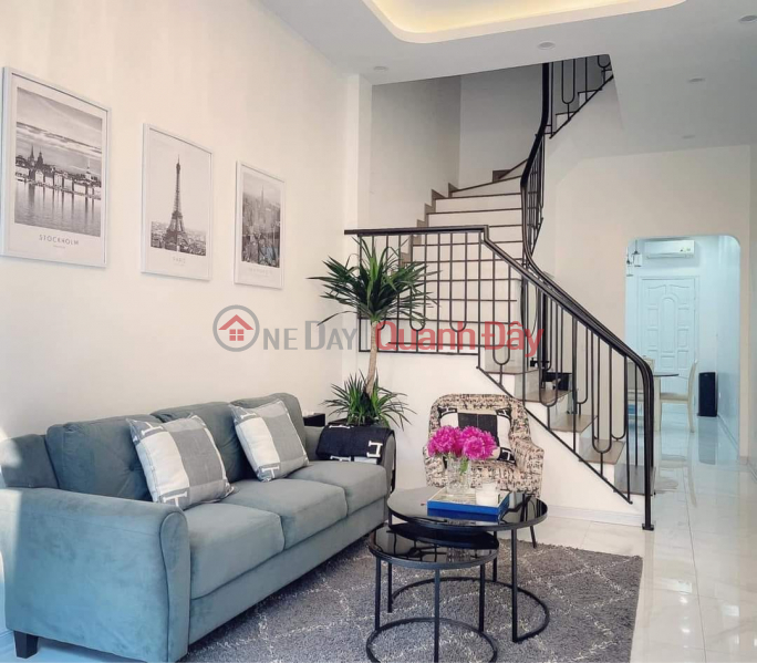 House for sale 59m2 Nghi Tam street, Tay Ho Car park 5 bedrooms 10m Racing car 6.9 Billion Sales Listings