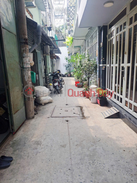 đ 2,68 tỷ Bán nhà BHH Bình Tân- 4x7 đúc 2 tầng gần hẻm xe hơi chỉ 2.68 tỷ