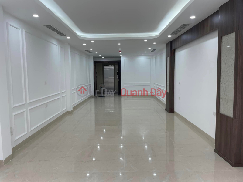 CÁT LINH - TOÀ VĂN PHÒNG 70M2 X 8 TẦNG - MẶT NGÕ THÔNG - Ô TÔ TRÁNH - VỊ TRÍ ĐẸP - KINH DOANH TỐT, Việt Nam Bán | đ 25,5 tỷ