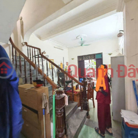 3-story house for sale, 61m2, Lien Mac, Tu Liem, 5m frontage, price slightly over 6 billion VND, near main road, clean title deed, wider at the back. _0