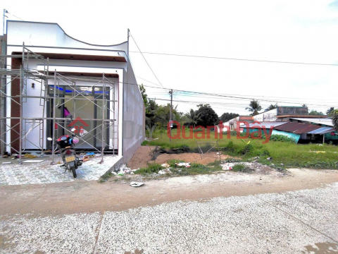 PRIME LAND - FRONTAGE - Owner Needs to Sell Land Plot in Cai Von Ward, Binh Minh, Vinh Long _0