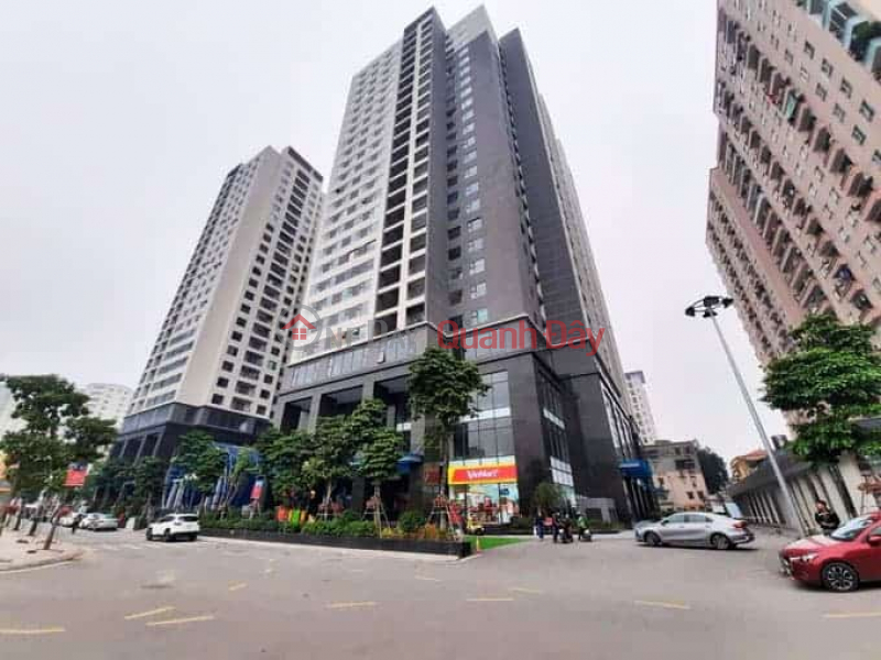 Le Van Luong - Full furnished office for rent super cheap price 240K, area 190m2, available immediately. Rental Listings