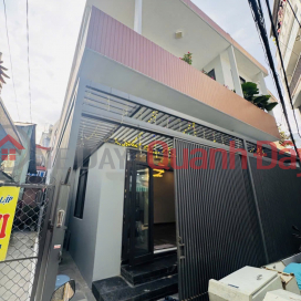 BEAUTIFUL HOUSE - GREAT PRICE - OWNER SELLING QUICKLY - PRIME LOCATION FOR BUSINESS in Thanh Khe District, Da Nang _0