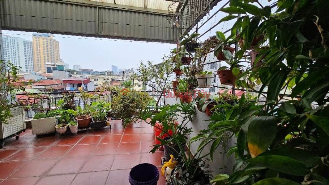 đ 17,8 tỷ kim mã 67m x6 tầng thang máy 17,8 tỷ ngõ thông,kinh doanh,full nội thất,gần phố