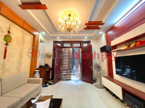 HOUSE FOR SALE ON THUY KHUY TAY HO STREET - CORNER LOT ON 2 BUSY BUSINESS STREETS - 38M2\/4T - PRICE 11 BILLION 6 _0