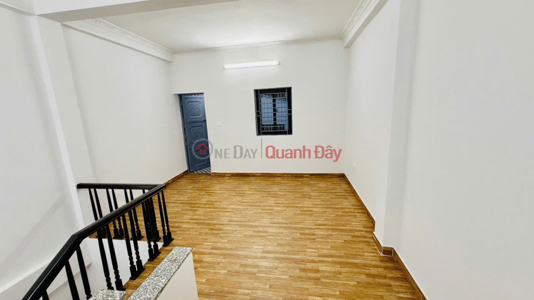 đ 7.9 Billion, OWNER'S HOUSE 5 floors - GOOD PRICE - Beautiful Location at 16e lane 93 Giap Nhi