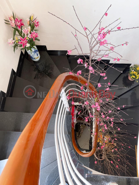 đ 11.5 Billion | House for sale in YEN HOA - CAU GIAY - Near the street - Big alley - Car can enter the house - Luxury interior - Area 43m x 5 floors x Frontage 5.5m -