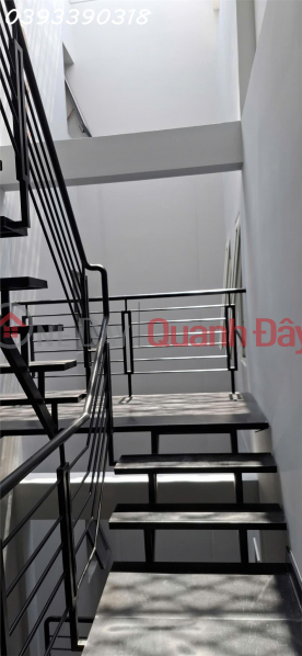 đ 7.2 Million/ month, Newly built, fully furnished serviced apartment for rent with super cool windows\\/balconies in Hoa Hung, District 10.