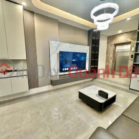 Kim Ma Street, 40m² x 6 floors, elevator, corner plot, 10m from main street, price 16.5 billion VND. _0