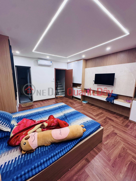 House for sale in Hoang Cau, 60m2, 4 floors, 4m frontage, 25.8 billion VND, sidewalk access, car parking available, suitable for business. Vietnam Sales đ 25.8 Billion