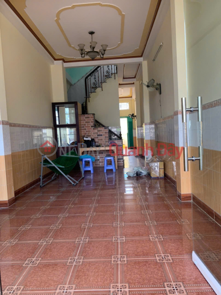 Property Search Vietnam | OneDay | Residential, Rental Listings | OWNER Needs to Rent a Whole House, 1 Ground Floor, 2 Floors in Tan An Ward, Ninh Kieu District, Can Tho City