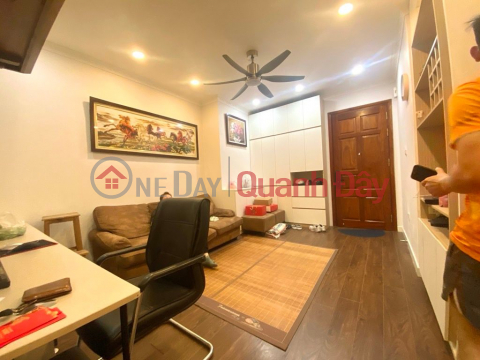 Beautiful apartment for sale at alley 28 Xuan La, corner plot, 64m2, 3 bedrooms, 1 bathroom, price 6.55 billion VND. _0