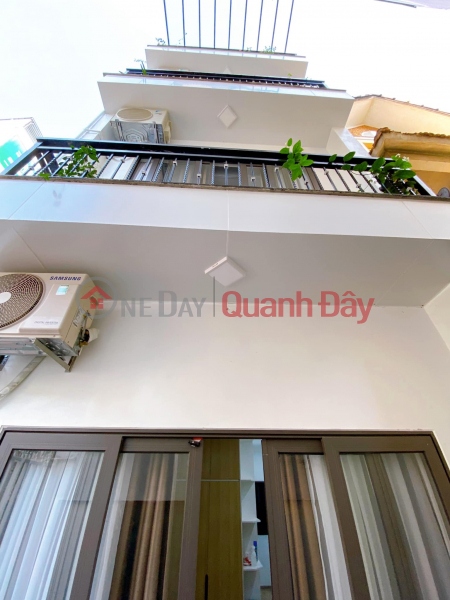 Nha Thanh Xuan is beautiful and sparkling with full interior close to the car and parking lot Sales Listings