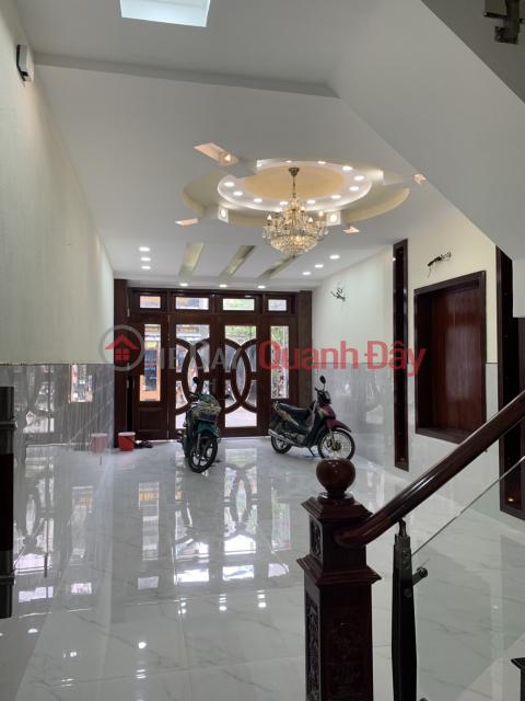 House for sale Front street near Lai Garden, Tan Phu district. Area 4.5x21, 5 floors. Price 13.5 billion TL _0