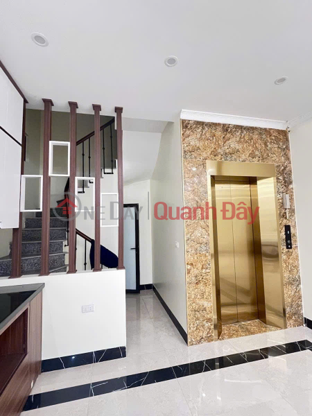 CAU GIAY - 40M2 - 6 FLOORS WITH ELEVATOR - CORNER LOT - FRONTAGE 4.3M - THROUGH ALLEY - ONLY 10.9 BILLION Sales Listings