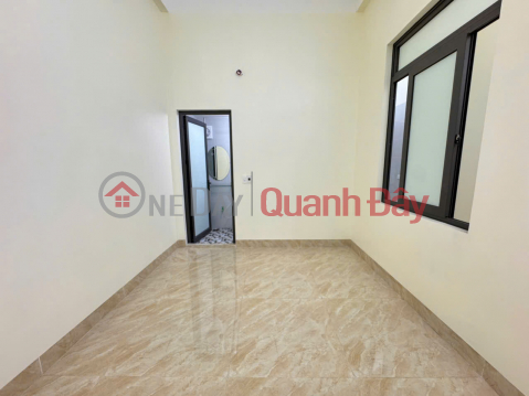 1-storey house for sale in Chi Dong 2 village, Quang Minh commune. Prime location, market front, great for business _0