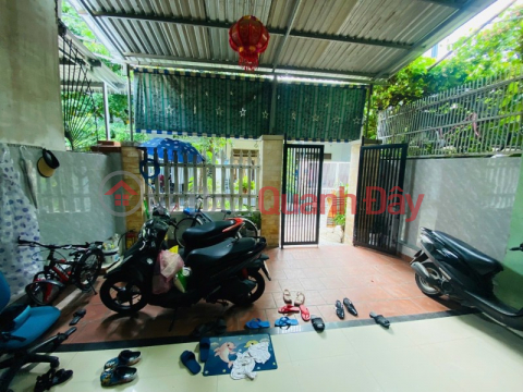 ► 5m alleyway near Truong Chinh main road, close to Carpet Market, 136m2, 5.5m frontage, square shape, 4.x billion VND _0