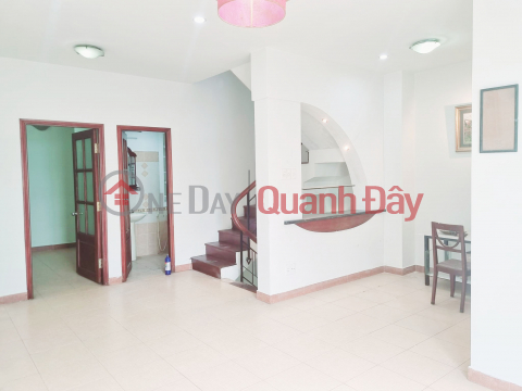 House for sale with busy business front near Ba Chieu market, F2, Binh Thanh 44m2, 4 floors, 6m wide _0