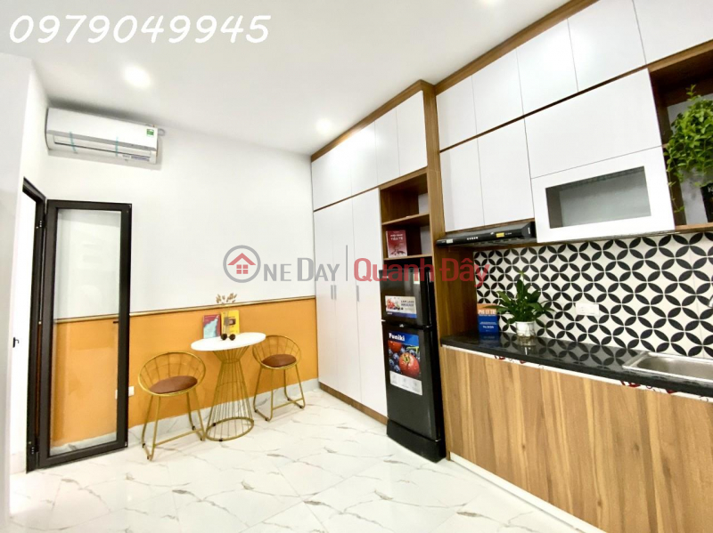 CAU GIAY CENTRAL SERVICE CENTER - 7 FLOORS WITH ELEVATOR - 15 MINUTES AIRPORT - FULL FIRE PROTECTION EQUIPMENT - ALWAYS FULL OF CUSTOMERS Sales Listings