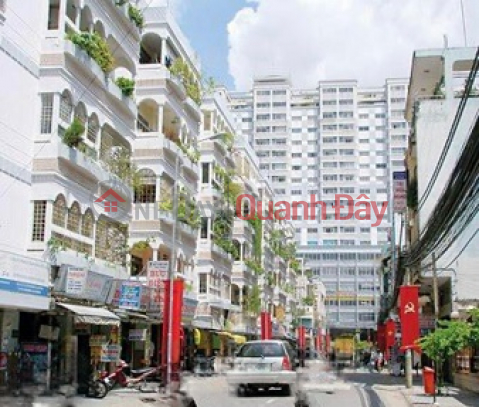 I am the owner and need to quickly sell the apartment in the center of Ward 6, District 4, Ho Chi Minh City _0