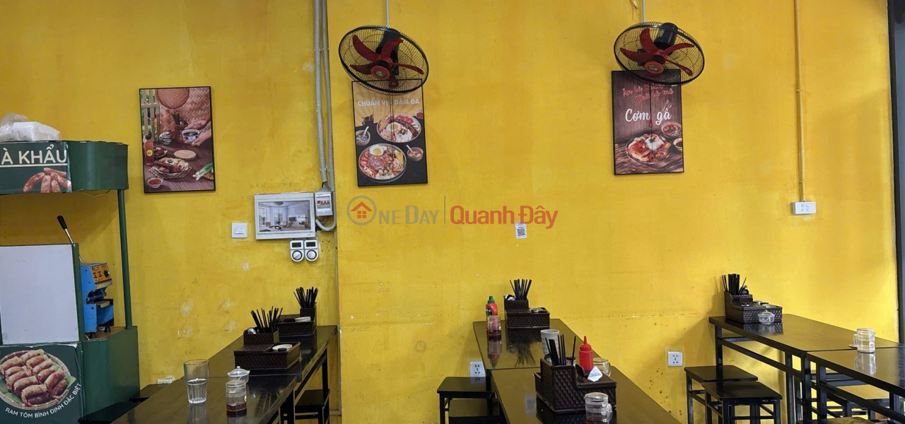 đ 110 Million Urgent sale of a restaurant in a prime location at S2.02 Vinhomes Ocean Park - Currently operating successfully.