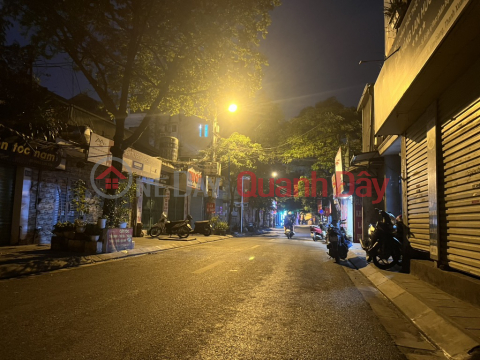 House for sale in Kim Giang ward - Corner lot - Street frontage - Cars can avoid - 87m2, just over 8 billion _0