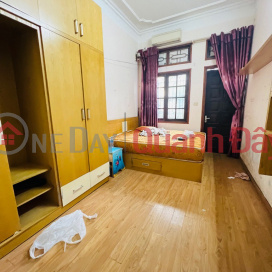 Bán nhà Lạc Long Quân, ngõ Ô Tô nhỏ, 100m đường lớn ,gần Hồ Tây 35m2 3 tầng 7,6 tỷ _0