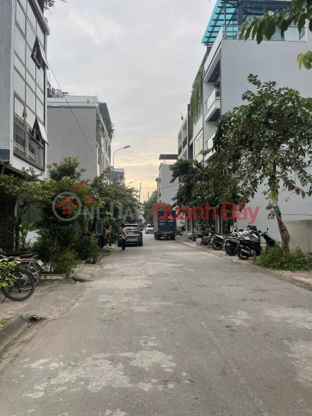 Owner needs to sell 51.9 m2 of Trau Quy residential area, price 10.4 billion, contact 0985865658, Vietnam | Sales | đ 10.4 Billion