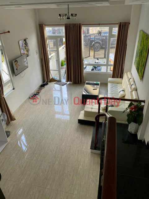 Mini villa for rent, 3 bedrooms, Nguyen Huu Canh Street, Ward 8, Da Lat, 12 million VND. _0