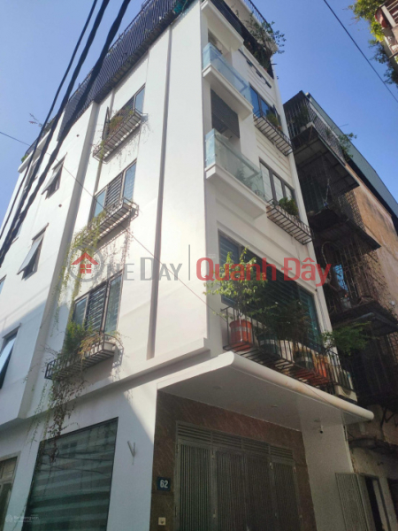 House for sale on Pham Van Dong, 65m2, 5 floors, divided into lots, corner lot with 3 sides of car-avoiding alley - 19 billion Sales Listings