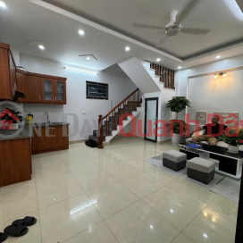 Beautiful House in Dong Ngac - 30m² x 4 floors - 6m frontage - Near car parking - Price only 6.5 billion _0