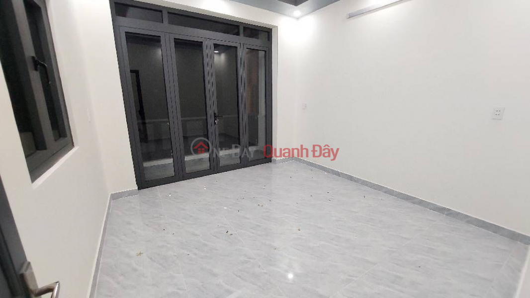 , Please Select, Residential Sales Listings đ 7.7 Billion