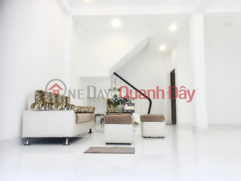 House for sale in Nguyen Trai Alley, Ward 7, District 5, 5.9mx 8.4m - Only 14 billion _0