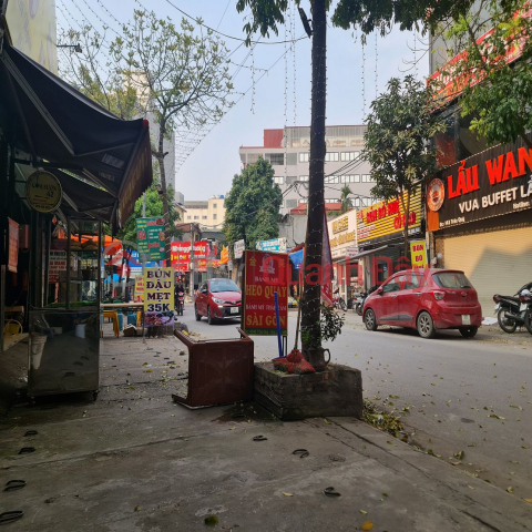Three-story commercial property in a bustling area of Trau Quy, Gia Lam, Hanoi. 100m2 floor area, price 9 billion VND (negotiable). Contact 0989894845 _0
