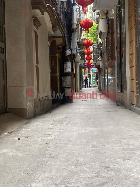 Property Search Vietnam | OneDay | Residential Sales Listings Apartment building for sale in Xuan Thuy, 60m² x 7 floors, elevator, 18.9 billion VND, 20m from the street, 11 rooms.