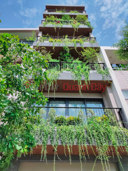 Super Spacious House, Beautiful Lam Ha, 5 Floors, Elevator, 3 Car Garage, High-class Residence. Sales Listings