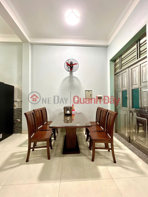 Bán nhà mặt phố Thi Sách, 110m2, 4 tầng, 59 tỷ, vỉa hè rộng, ô tô tải đỗ, kinh doanh đỉnh _0