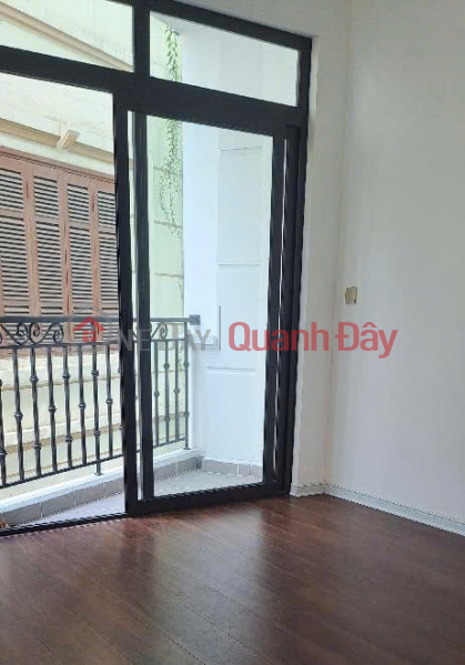 CẦN BÁN - NHÀ ĐẸP LÔ GÓC - TRUNG TÂM CẦU GIẤY- 33M x 5 TẦNG - CÁCH Ô TÔ 20M - GIÁ CHỈ 7.5 TỶ | Việt Nam | Bán | đ 7,5 tỷ