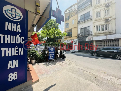 SUPER RARE! only 9.2 tons on Ngoc Lam street, corner lot, expanding later for business. _0