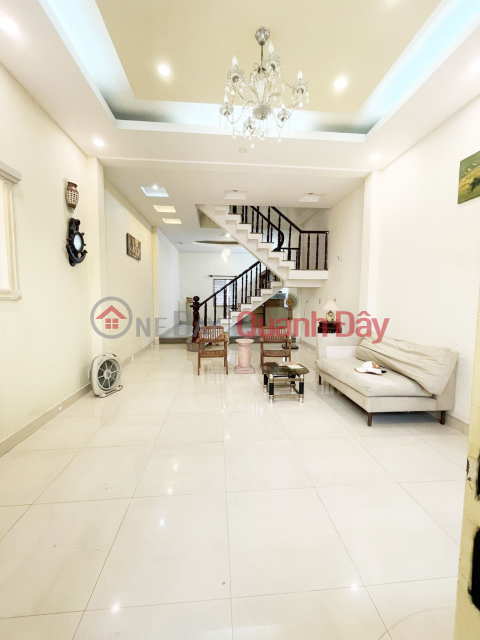 URGENT sale of beautiful house 94m2, 3 floors HXH, blooming fortune right at Hang Xanh intersection, F17, Binh Thanh _0