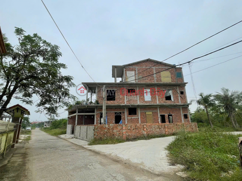 LAND WITH 2 STREET FRONTS - GOOD PRICE - OWNER NEEDS TO SELL In Hoa Binh - Quynh Nghia - Quynh Luu - Nghe An Sales Listings