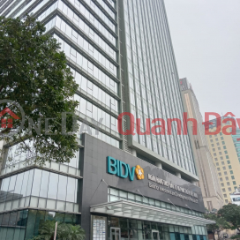 Vị trí kim cương bán tòa nhà 8 tầng mặt phố Quang Trung, Hoàn Kiếm DT 200m2, mặt tiền 10m _0