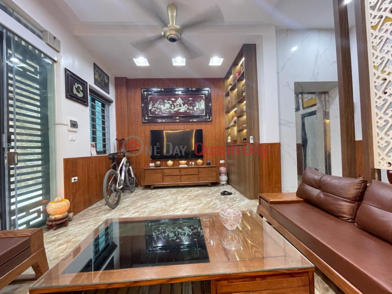 SIÊU PHẨM- Ô tô đỗ cửa Hoàng Đạo Thành 31/35m, 6T Thang máy, MT 5.2m 10.6 Tỷ Việt Nam | Bán | đ 10,6 tỷ