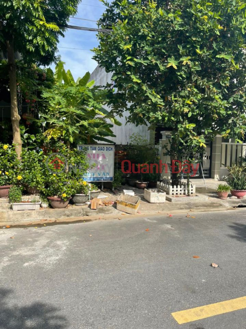 Phan Khoi land for sale, clean and beautiful lot, near the corner of Nguyen Van Tan intersection _0