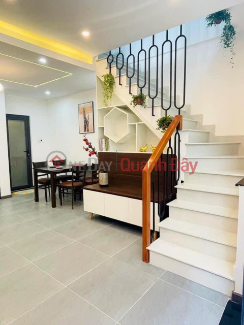 Urgent sale of 2-storey house with front street 5.5m opposite Furama Ngu Hanh Son Da Nang-68m2-Only 4 billion _0