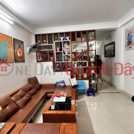 Car parking at the door, house for sale on Truong Dinh street, corner lot, open alley, 43m2 only 6.9 billion _0